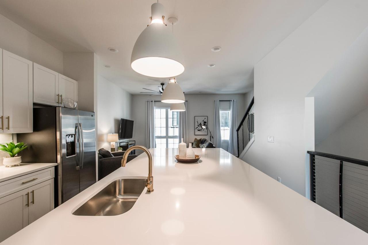 Brand New 4 Bedroom 4Bath Townhome With Amazing Rooftop! Νάσβιλ Εξωτερικό φωτογραφία