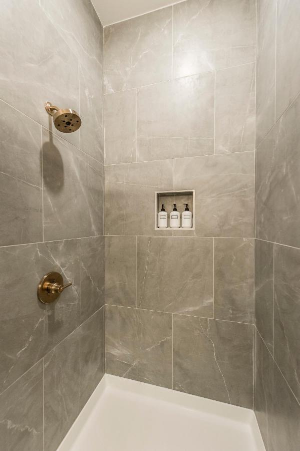 Brand New 4 Bedroom 4Bath Townhome With Amazing Rooftop! Νάσβιλ Εξωτερικό φωτογραφία